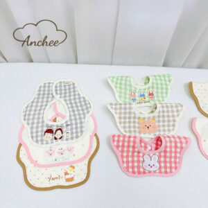 Yếm kẻ tròn Anchee