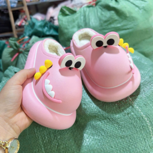 Dép sục mùa đông